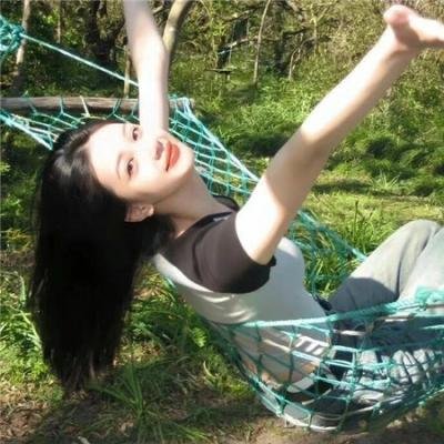 春色无边满杏林