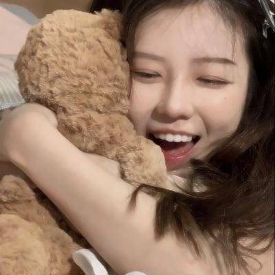 妓女。演员。皮条客